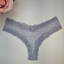 Cargar imagen en el visor de la galería, CHEEKIES FRESA