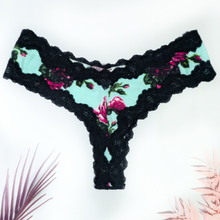 Cargar imagen en el visor de la galería, CHEEKIES FRESA VERDE MENTA